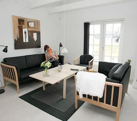 Three-bedroom Holiday In 12 Prázdninový dům Blokhus